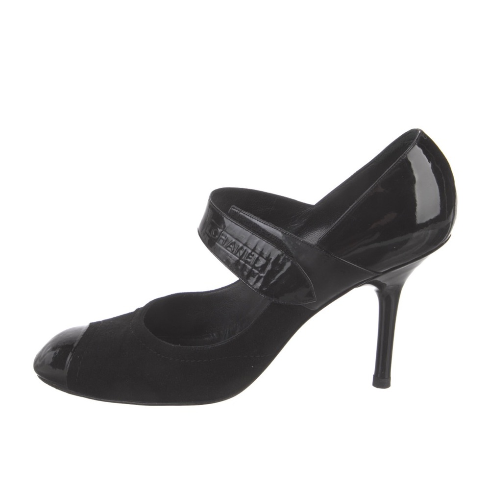 Chanel Vintage Black Pumps - Size 39.5